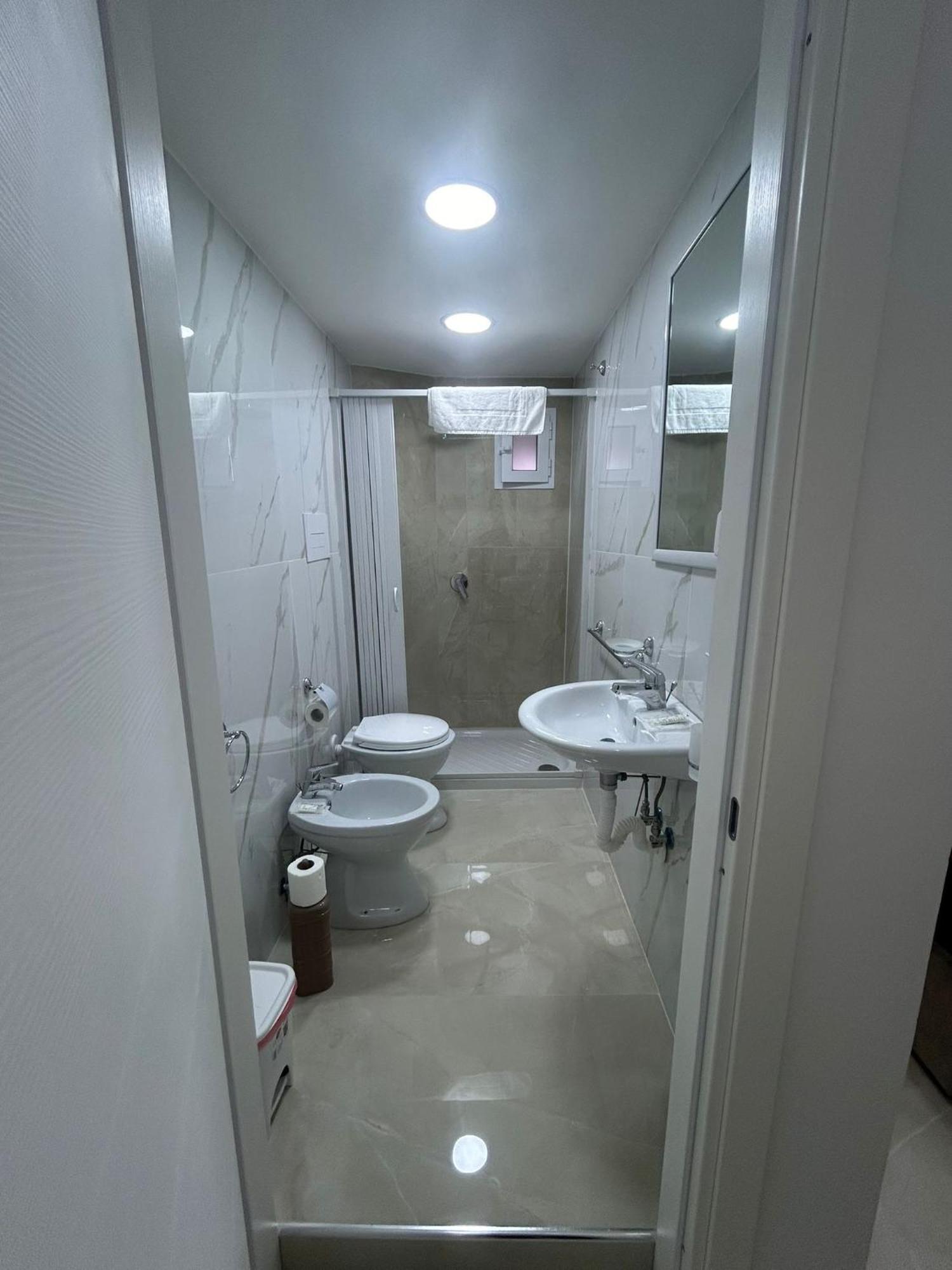 Luxury Rooms Carbonara 95 Napoli Eksteriør billede